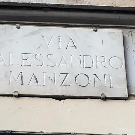 Lettera Living Manzoni 18 * Catania